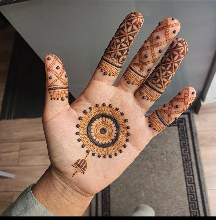 mehndi design