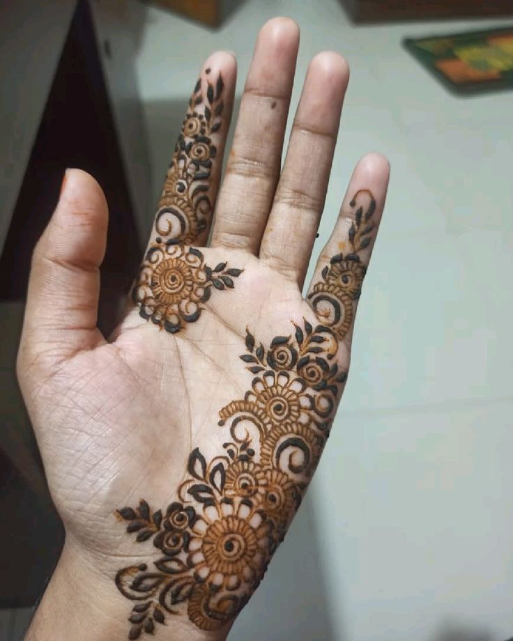 mehndi design