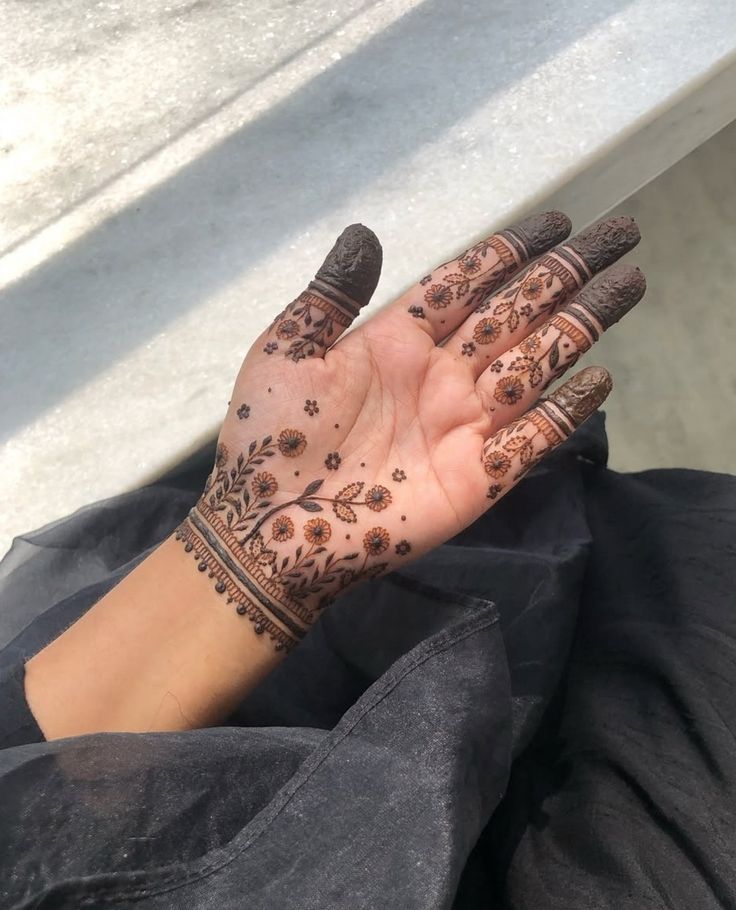 mehndi design