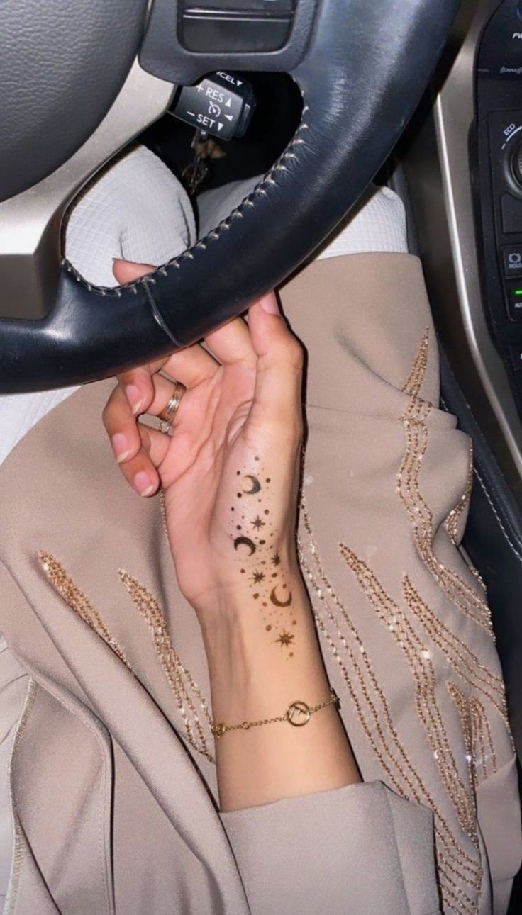 mehndi design